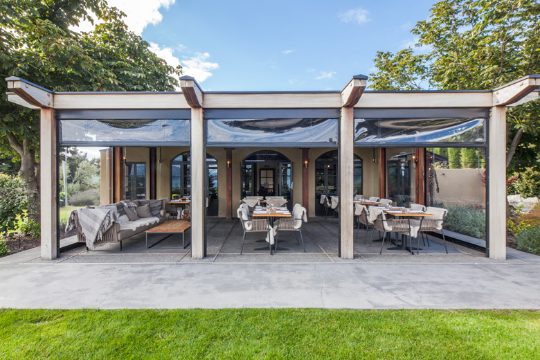 Bistro Gentil's indoor outdoor courtyard open in the day