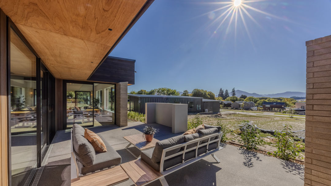 Courtyard at the side of the house connecting directly to the living areas.